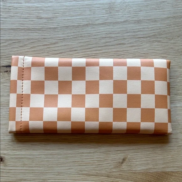 Warby Parker Checkered Glasses Case - Cream and Tan - Picture 2 of 4